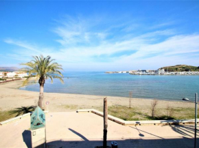 MARÍTIM II Apartamento a 1ª línea de mar delante de la playa del Port de Llançà. - HISP-228-406